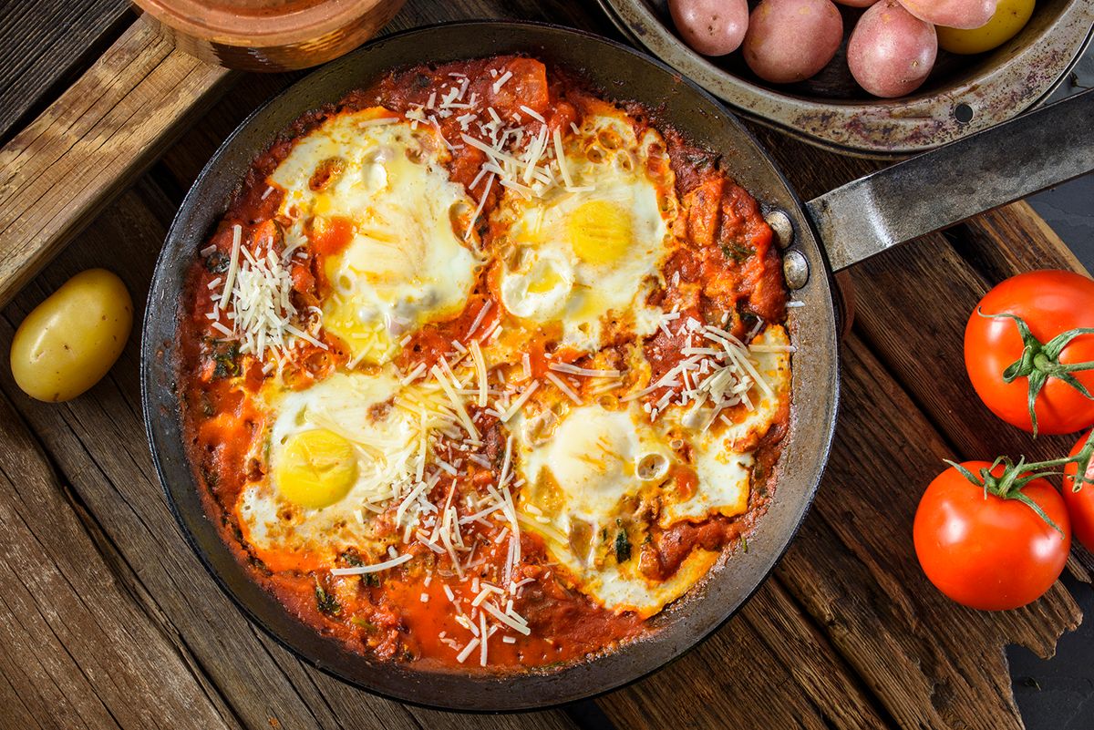 Mexican OneSkillet Baked Eggs Sonora Tortillas